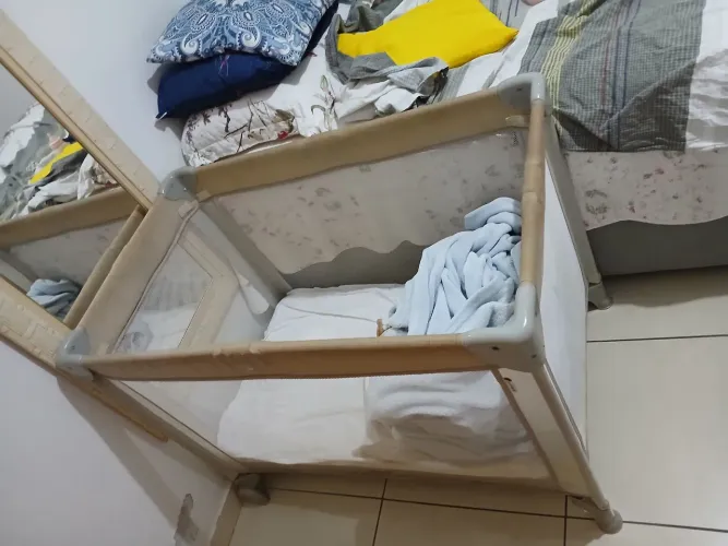 Mini berço (Cercadonho) + Carrinho de bebê 