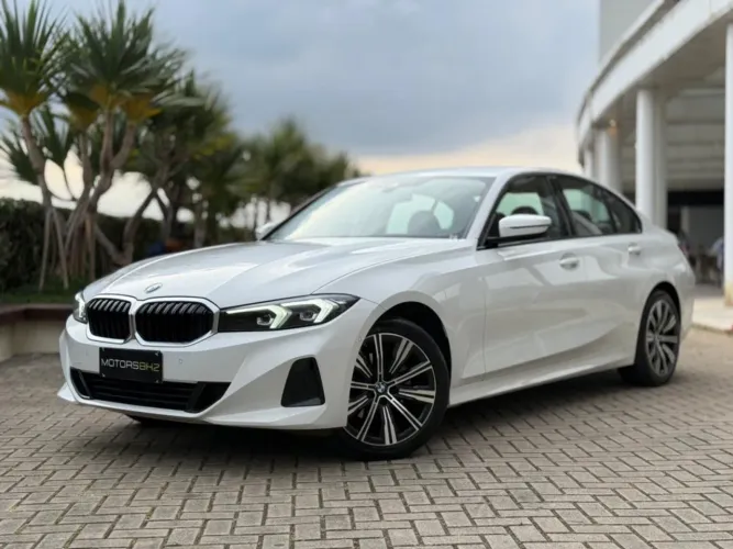BMW 320I A 2.0 Turbo/activeflex 16V 184cv 4P 2023