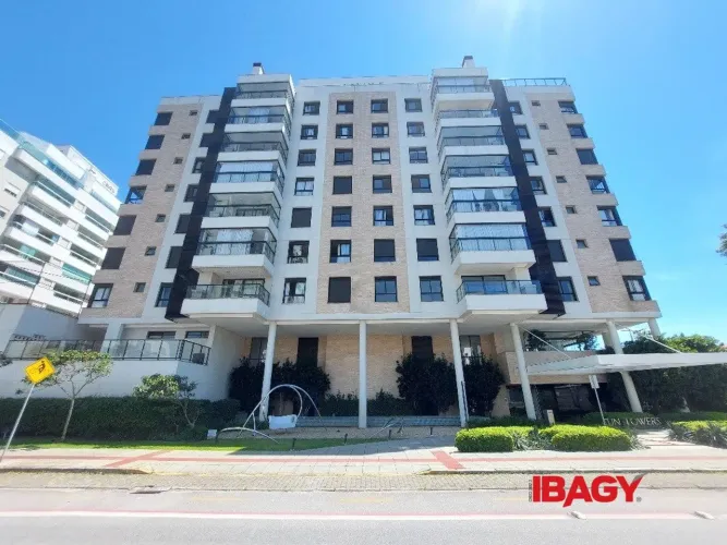 Excelente Apartamento 2 dormitório(s) em Balneário - Florianópolis