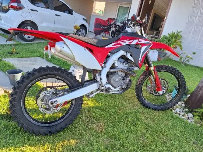 Honda CRF 250RX com Equipamento de trilha/Cross