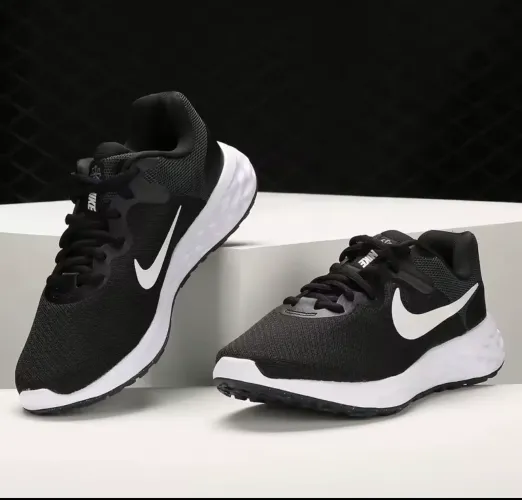 Tênis Nike preto TAM 40 unissex, usado duas vezes