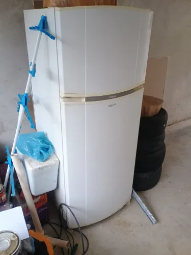 Geladeira 450 litros