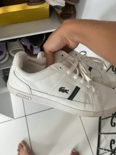 Tênis da Lacoste