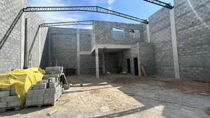 Galpão Comercial - Cidade Jardim - Jacareí - 250m².