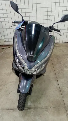 HONDA/ PCX 150 2021/21 MUITO BEM CUIDADA SO $ 15.900,00