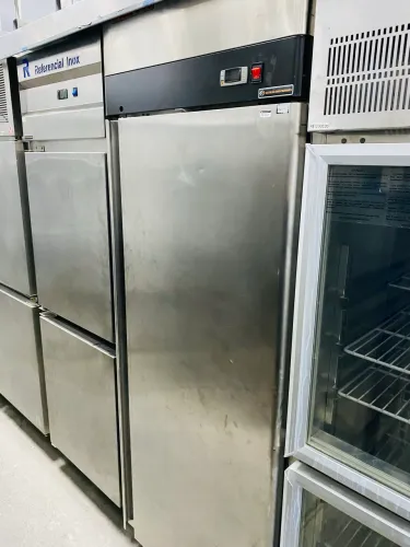 Freezer inox Engefood 01 porta
