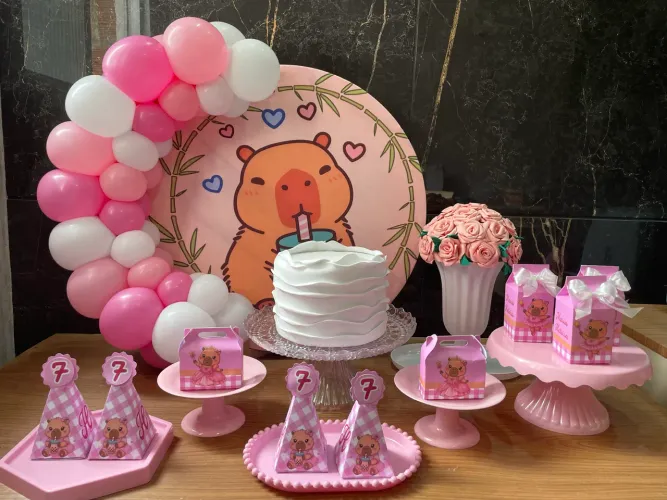 Decoração de festa estilo festa na mesa - pegue e monte Tema Capivara