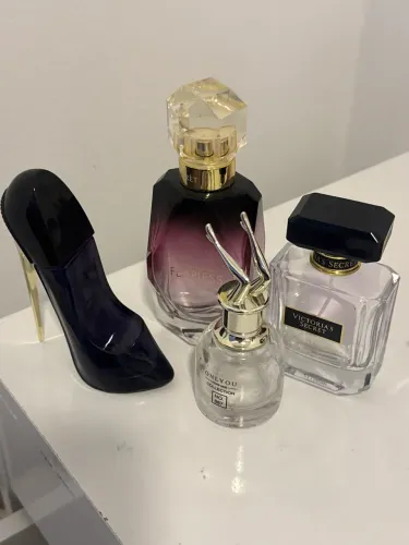 Frascos de vidro de perfumes