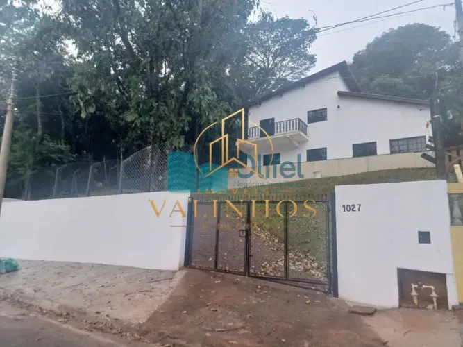 O imóvel está localizado em um dos melhores bairros da cidade de Louveira, com fácil acess