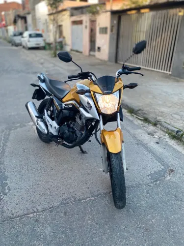 Titan 160
