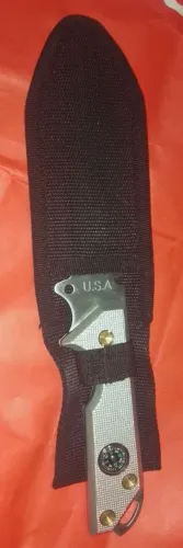 Faca de Caça Commander U.S.A modelo Barcelona em Aço Inox.