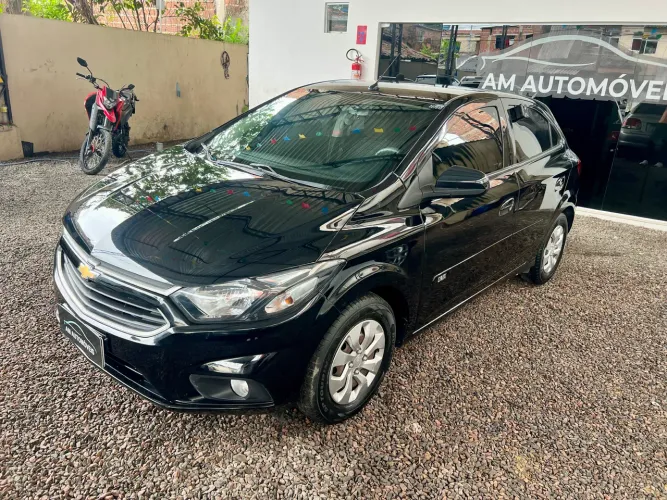 Chevrolet Onix Hatch LT 1.0 8V Flex Mec. 4P 2018