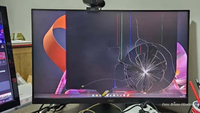 Monitor Gamer AOC 24g4/P seminovo - TRINCADO