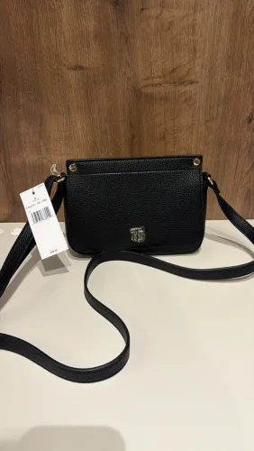 Bolsa Tommy Hilfiger estilo carteira