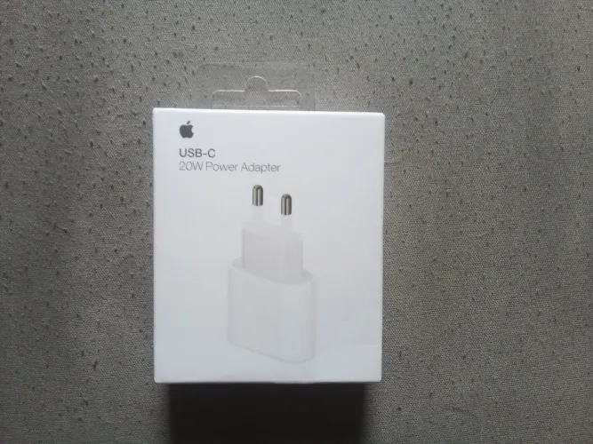 Fonte de carregador de iphone original 