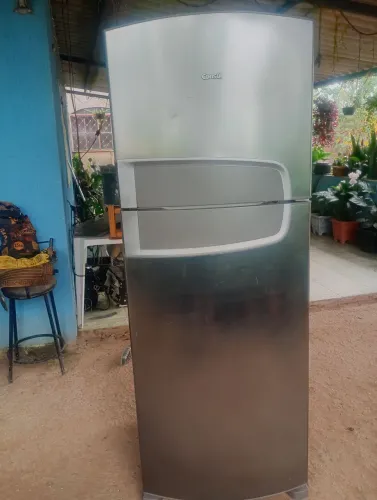 Geladeira Consul grande funcionando perfeitamente entrego