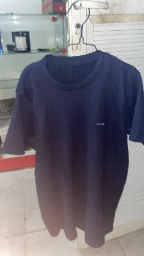 Camisa azul marinho tamanho M da marca ZRLF 