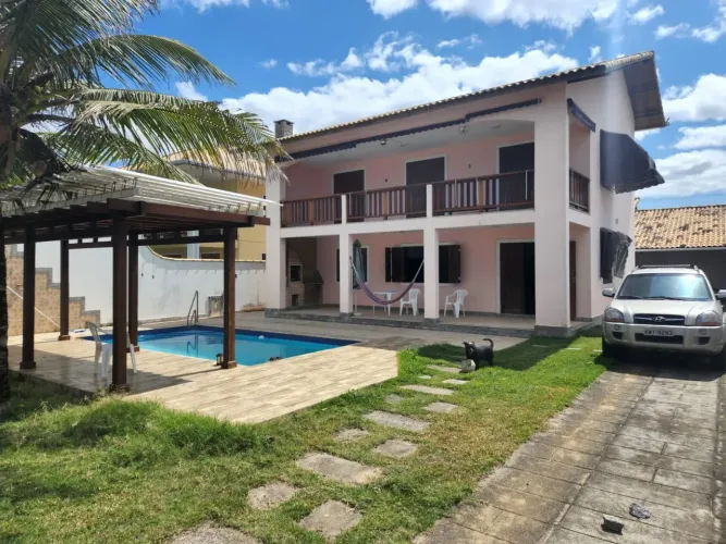 Frente a praia linda casa com piscina Maricá - RJ !!!