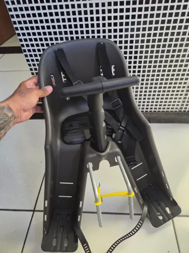 Cadeirinha infantil para bicicleta