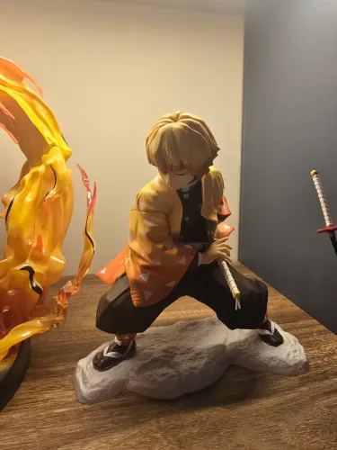 Figure Kotobukiya Zenitsu - Demon Slayer