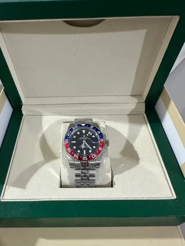Relógio modelo Pepsi vidro de safira e pulseira jubilee