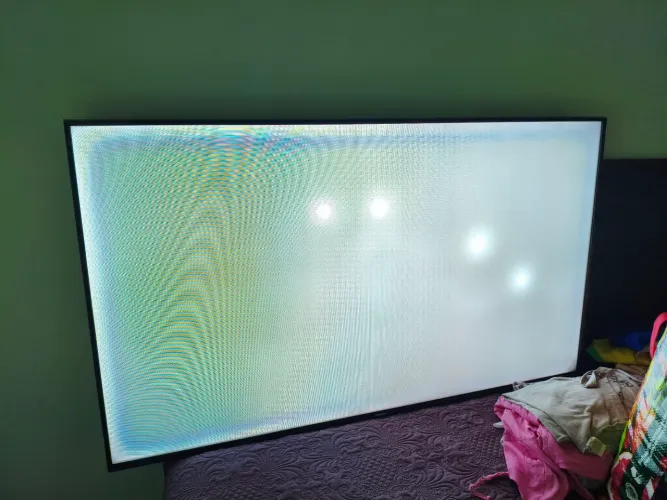 TV smart Samsung 48p - com defeito.