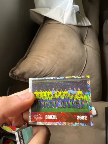 Figurinha álbum da copa panini Brasil 2002 brilhante