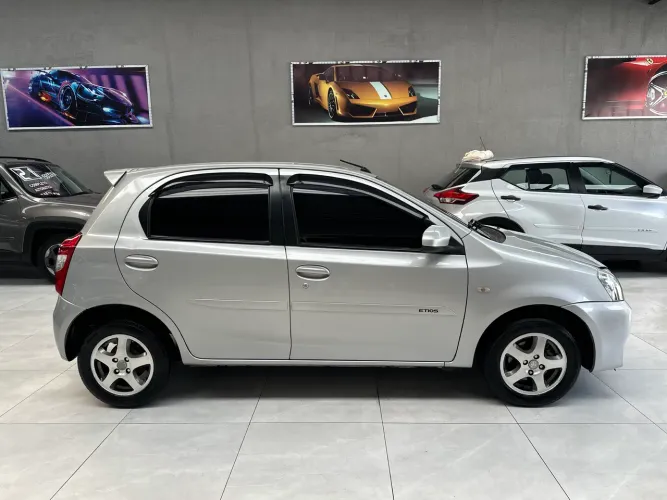 Toyota Etios XS 1.5 Flex 16V 5P Aut. 2017
