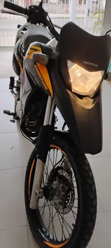 Vendo XRE 300 ADVENTURE