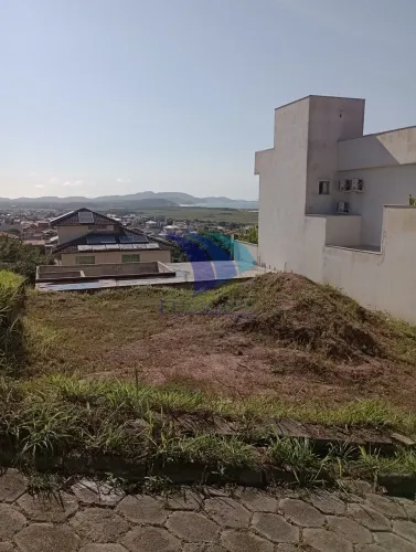 COD 1238 - Vendo Terreno Condomínio dos Pássaros, Cabo Frio.