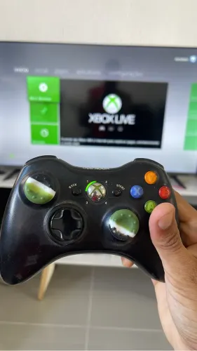 Xbox 360 slim com Kinect Revisado 
