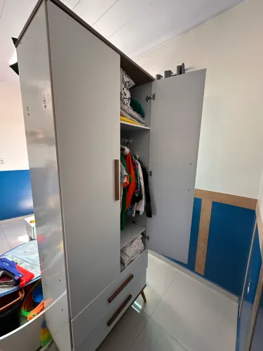 Vendo guarda-roupa infantil