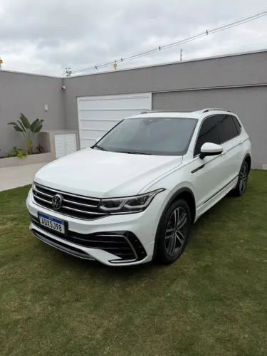 Volkswagen Tiguan Allspac R-line 300 TSI 2.0 2024