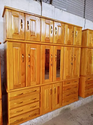 Guarda roupa de casal novo - madeira Tatajuba totalmente de madeira