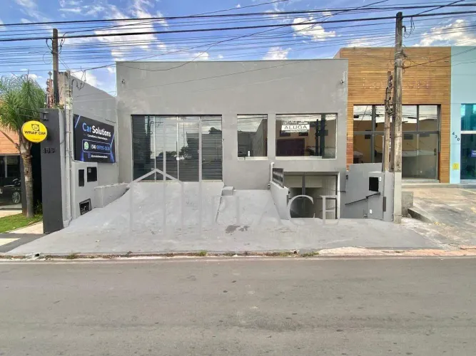 Salão Comercial de 300 m² para Aluguel no Centro de Marília