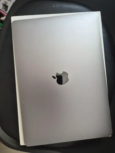 Macbook air M1 8gb 256gb