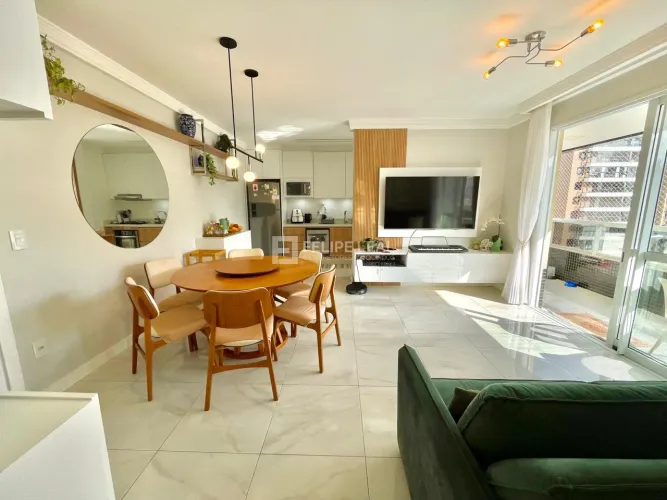 Apartamento em Campinas - São José, SC