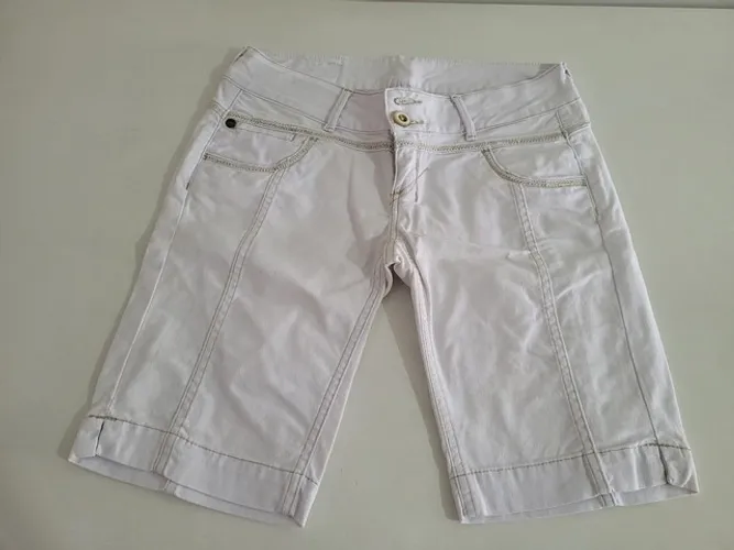 Bermuda feminina marca Carmim original 