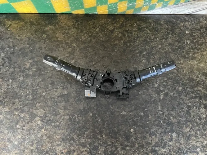 Chave de seta hb20 2020 a 2023 93420-r1550 93410-r1610