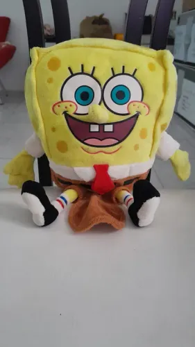 Bob Esponja Pelúcia - 27 cm