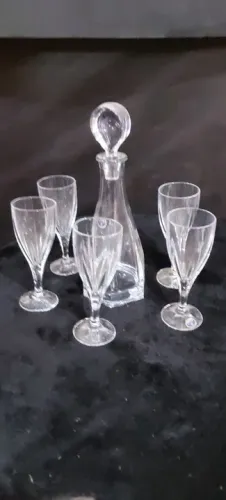 Licoreiras em cristal. LEIA O ANÚNCIO.