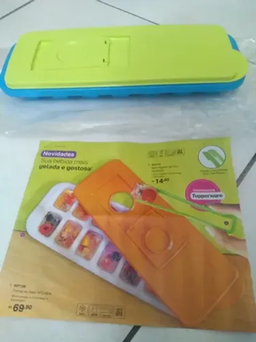 Tupperware forma d'agua
