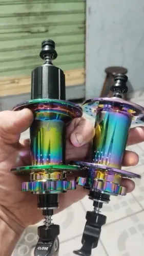 Cubos k-7 barulhento par