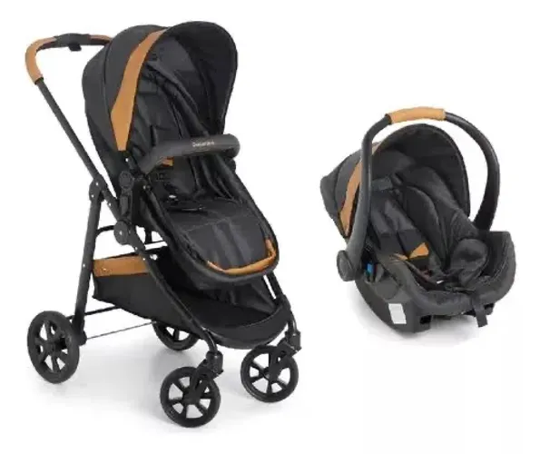 Carrinho de bebê e bebê conforto Galzerano