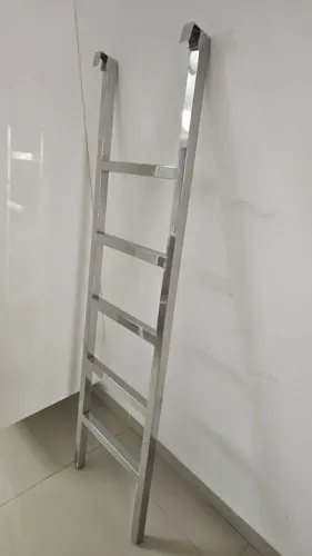 Escada em inox