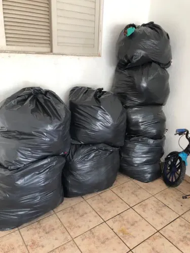 Vários retalhos para enchimento