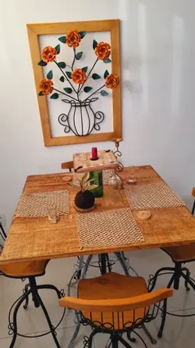 Jogo Bistrô Mesa Tampo 90cm Com 4 Banquetas
