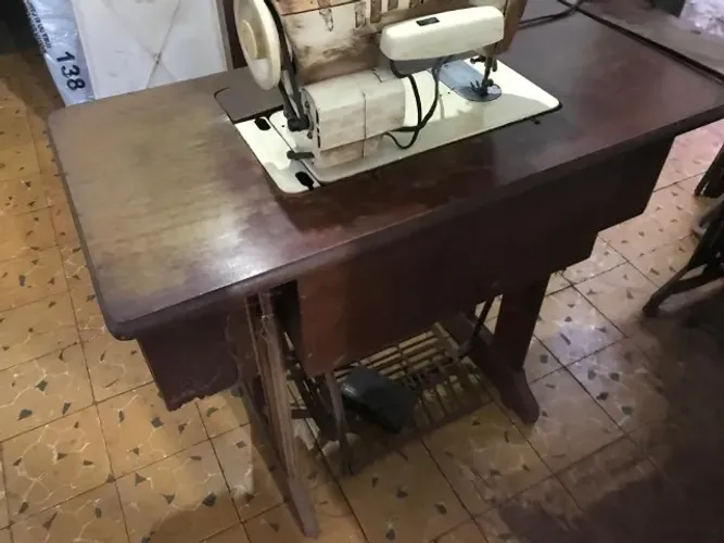 Máquina de costura Singer Facilita 248