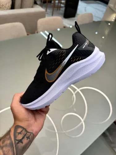 Tênis Nike