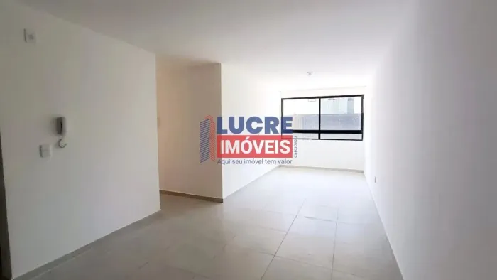 Apartamento Térreo com Área Privativa - 3 Quartos (1 Suíte) - Jardim Cidade Universitária